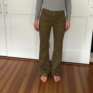 Pilcro/Anthropologie flare trouser pant in olive green